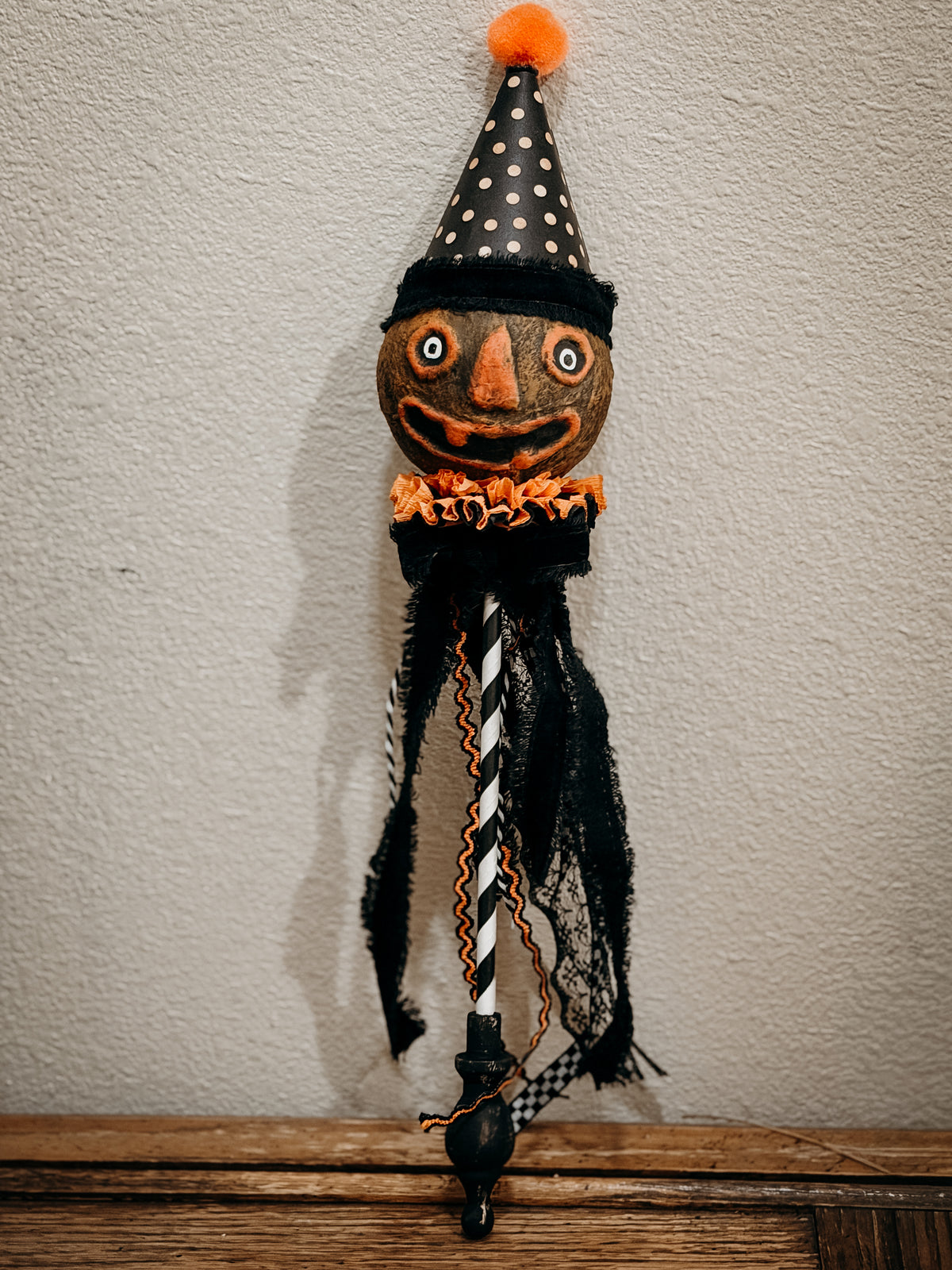 Vintage style sculpted paper mache noisemaker/rattle